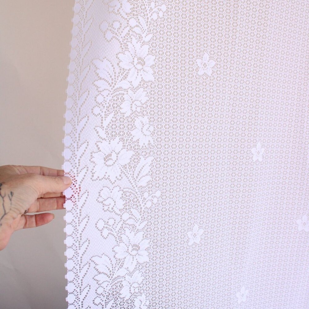 Vintage 1980s 1990s White Lace Fabric, 24" Wide 88" Long Piece, Floral Pattern - Picture 6 of 10